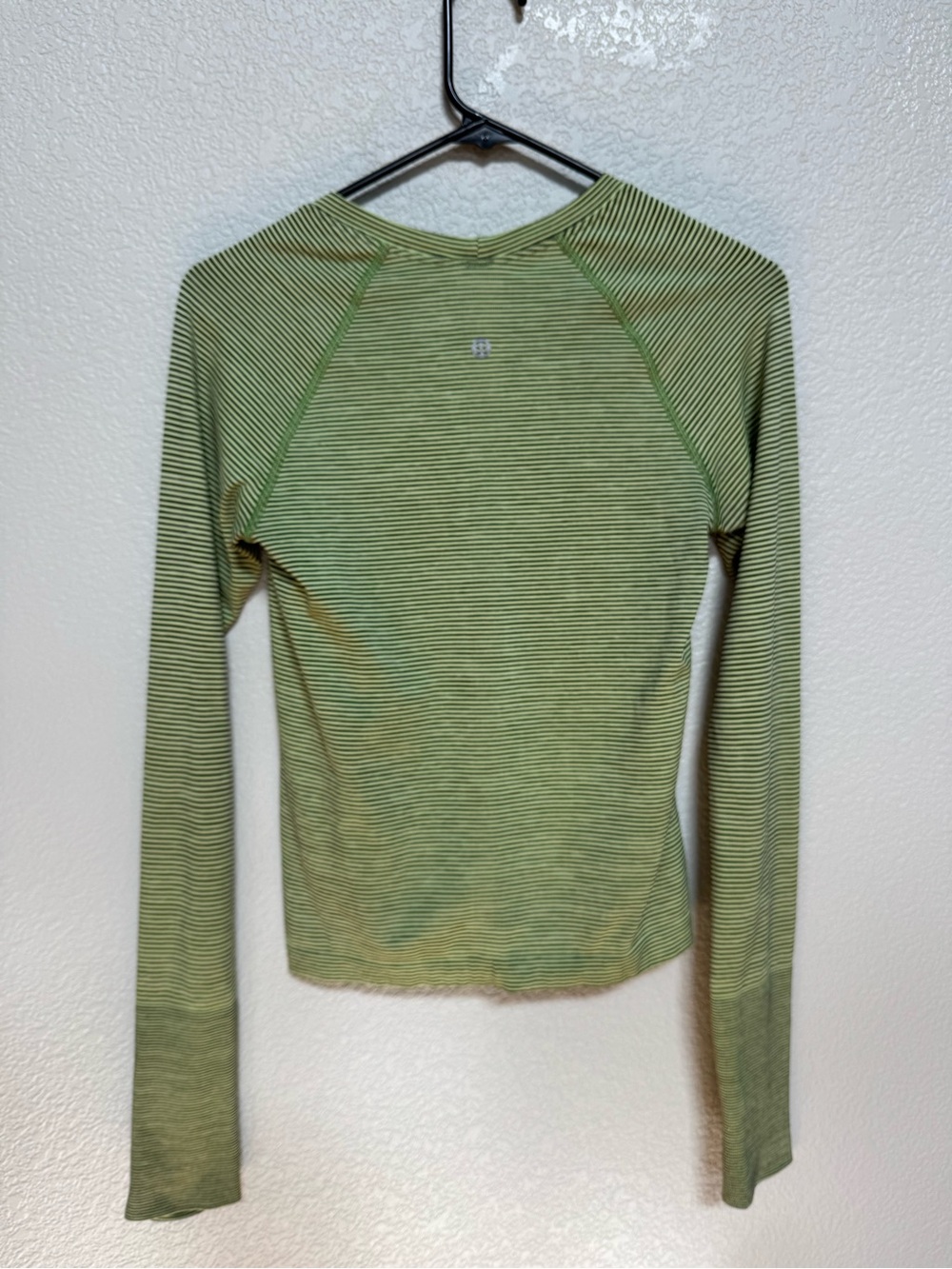 Lululemon Swiftly Tech Long Sleeve Shirt Race Length Women’s 6 Green